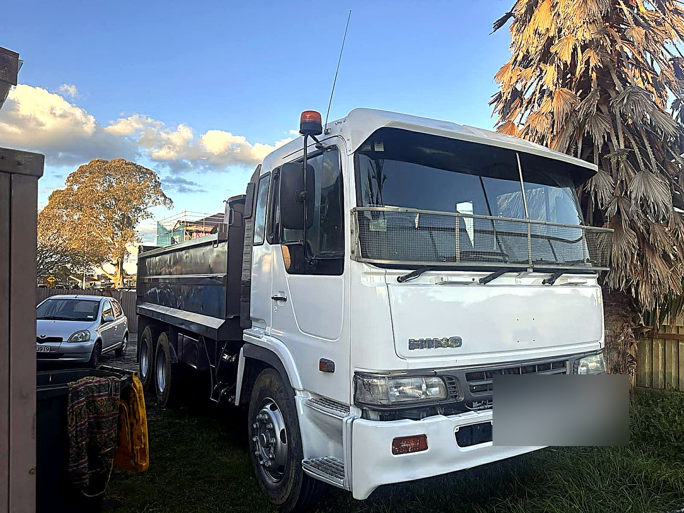 Tipper truck